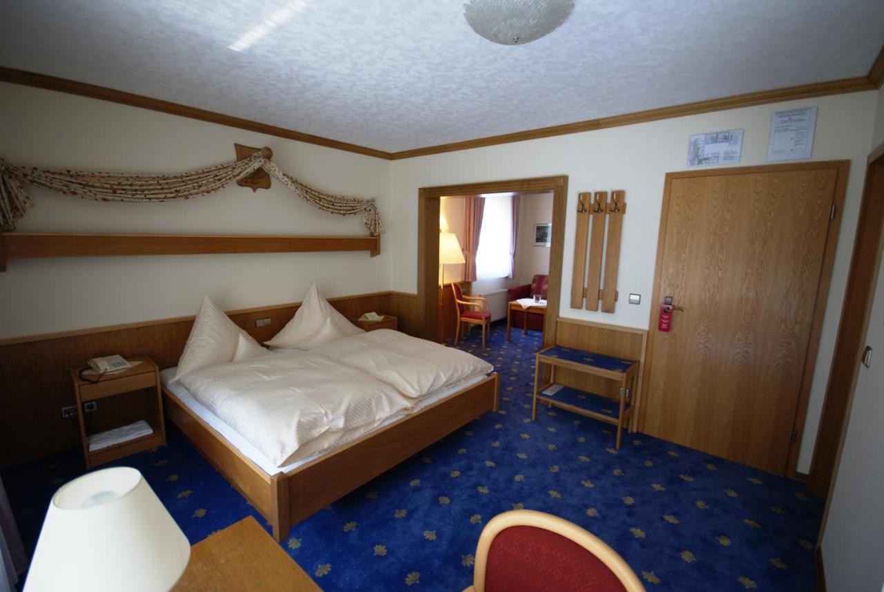Bengel'S Hotel Zur Krone Mülheim-Kärlich Buitenkant foto