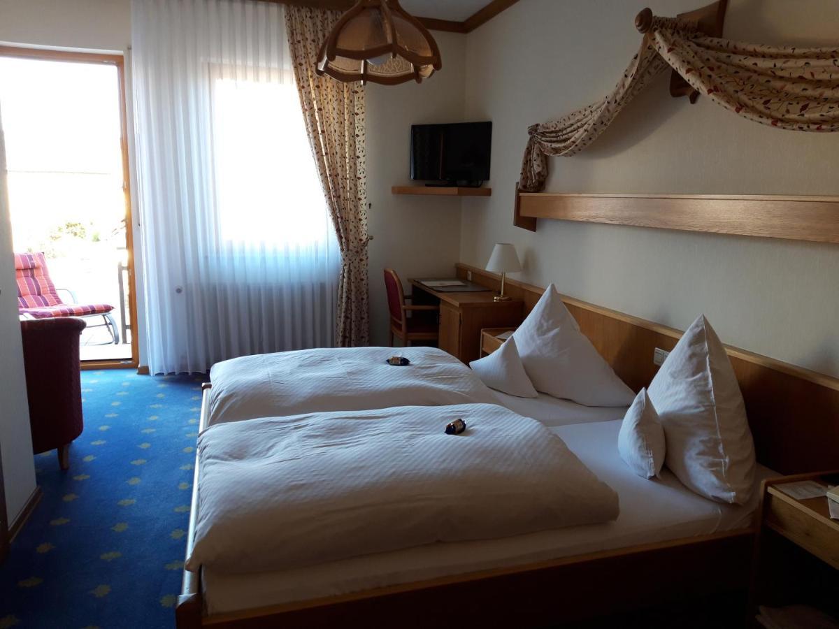 Bengel'S Hotel Zur Krone Mülheim-Kärlich Buitenkant foto
