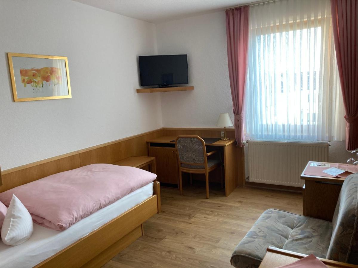 Bengel'S Hotel Zur Krone Mülheim-Kärlich Buitenkant foto