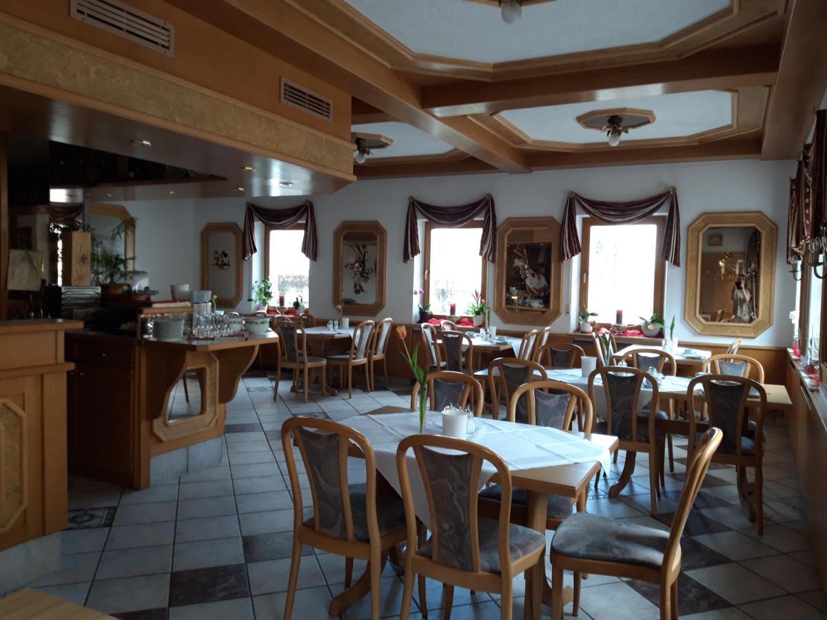 Bengel'S Hotel Zur Krone Mülheim-Kärlich Buitenkant foto