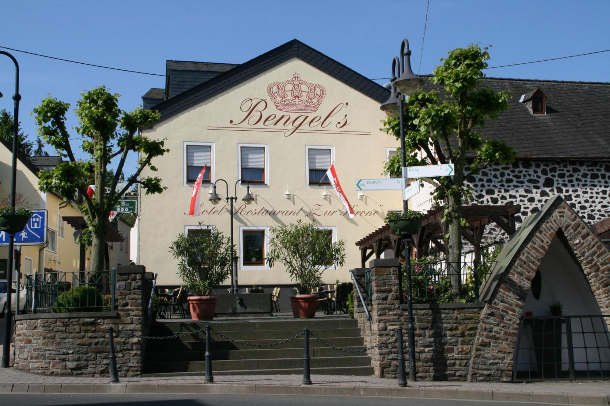 Bengel'S Hotel Zur Krone Mülheim-Kärlich Buitenkant foto